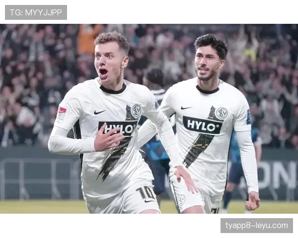 德甲转会风暴：新星加盟与老将离队重塑球队格局，竞争力显著提升